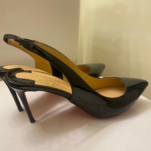 Christian Louboutin "Kate" pump in patent calf leather - Picture 12 of 13